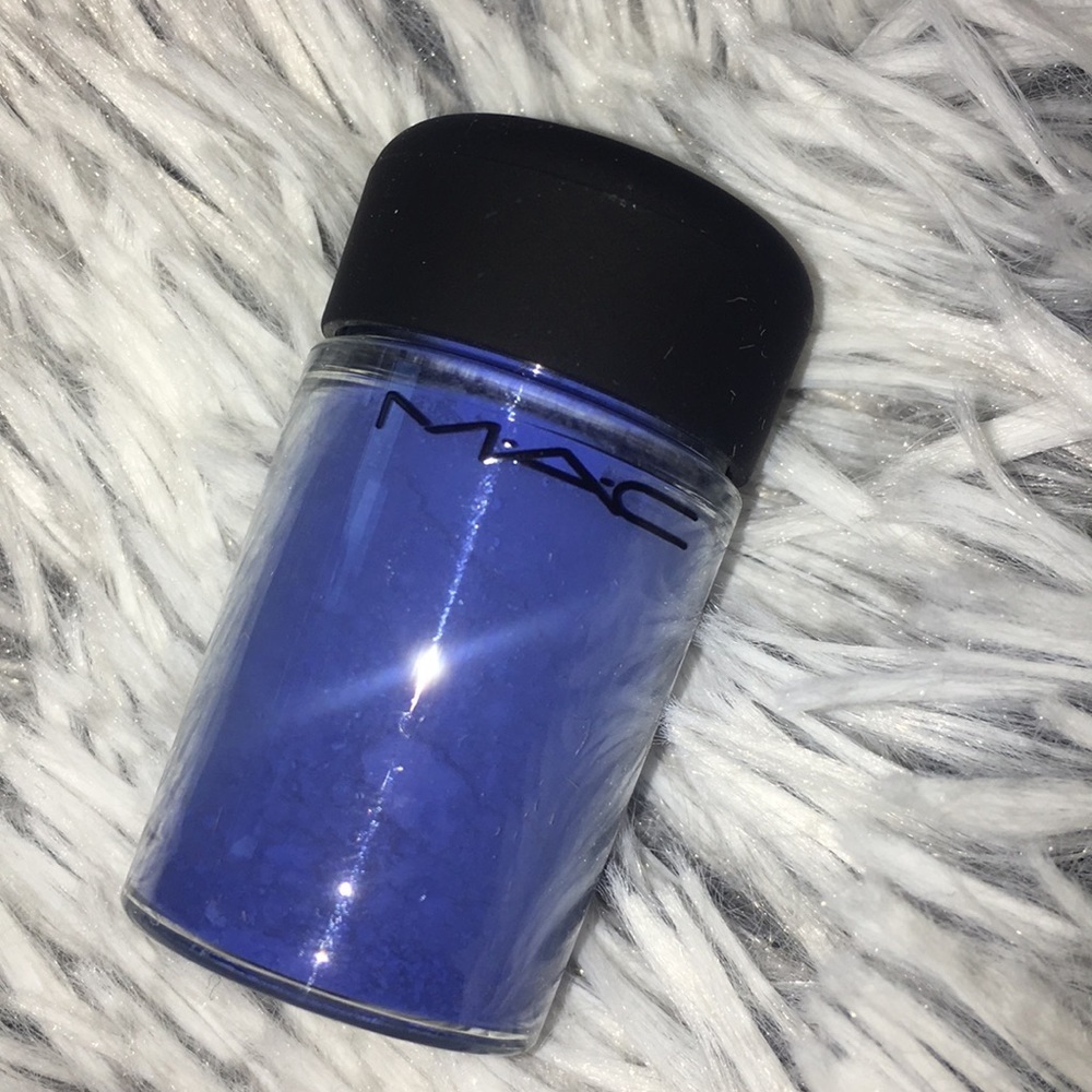 MAC cosmetics pigment- marine ultra